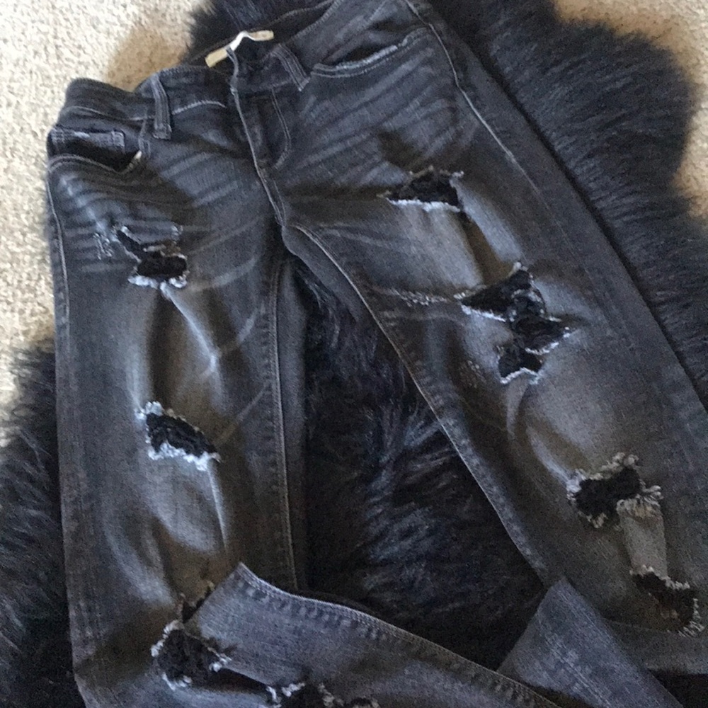 Daytrip lynx skinny high waisted distressed